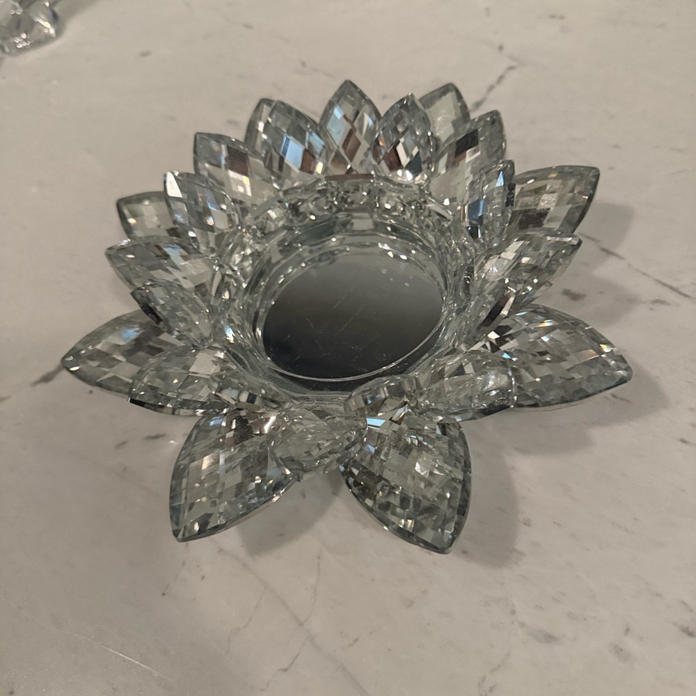 Elegant Crystal Flower Candle Holder